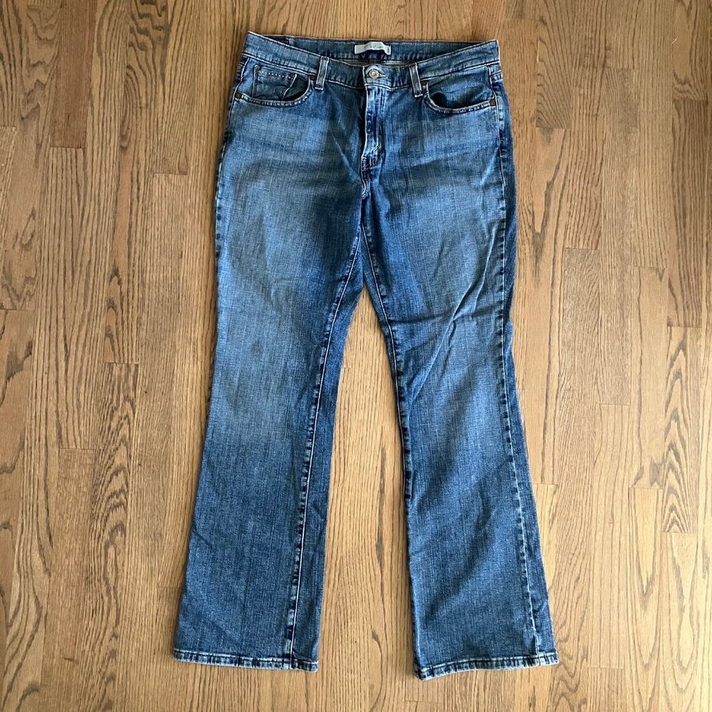 Women's 515 Bootcut Denim Levi Button fly 12M